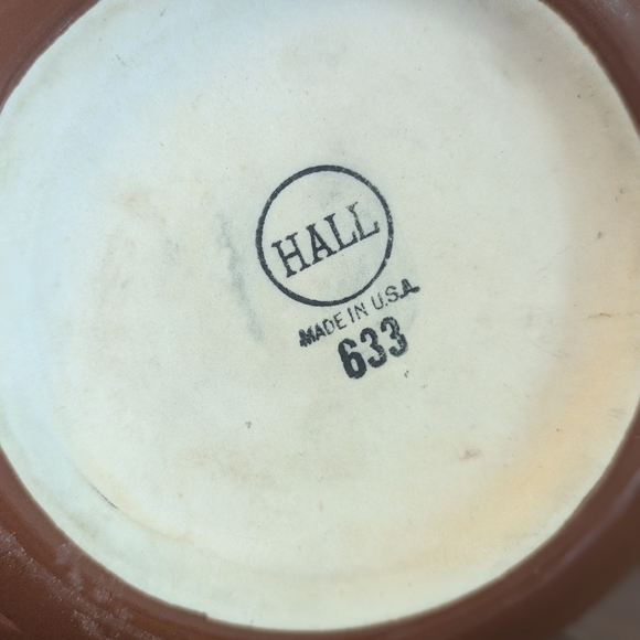 Vintage Hall China #633 Tilted Ball Pitcher with Ice Lip - Chocolate Brown - Picture 5 of 5